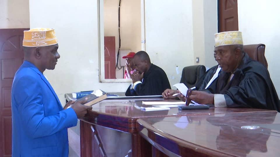 image Cinq juges consulaires ont prêté serment au palais de  justice de Fomboni